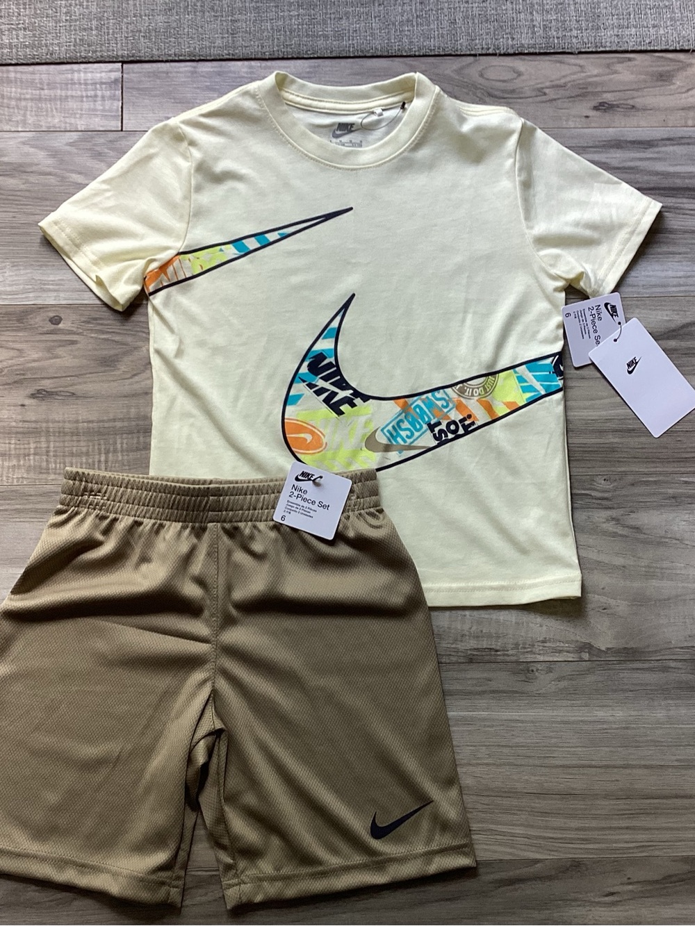 Nike Boys tee & Shorts Set size 6(NWT) ~PRICE IS FIRM,NO OFFERS~